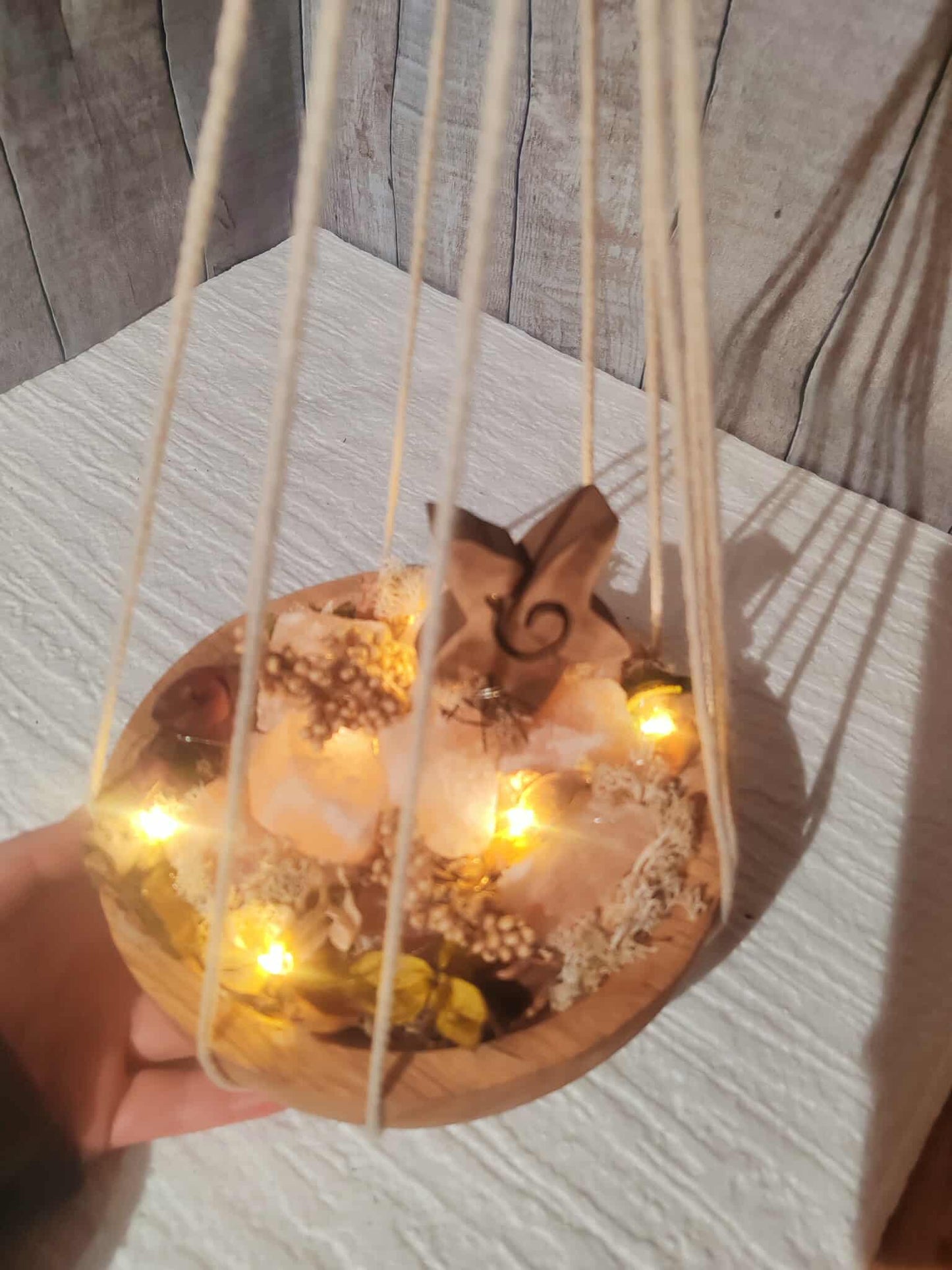 Suspension décorative artisanale avec véritables morceaux de sel rose de l’Himalaya