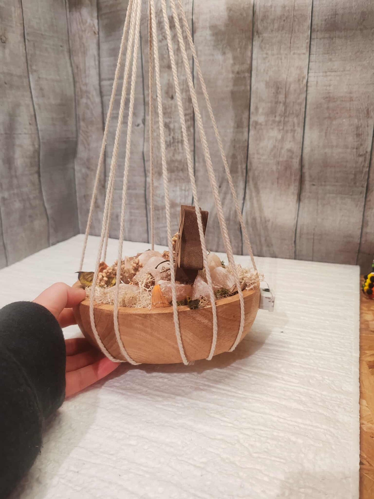 Suspension décorative artisanale avec véritables morceaux de sel rose de l’Himalaya