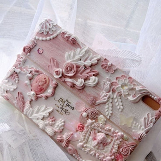 Coque tablette en colle crème