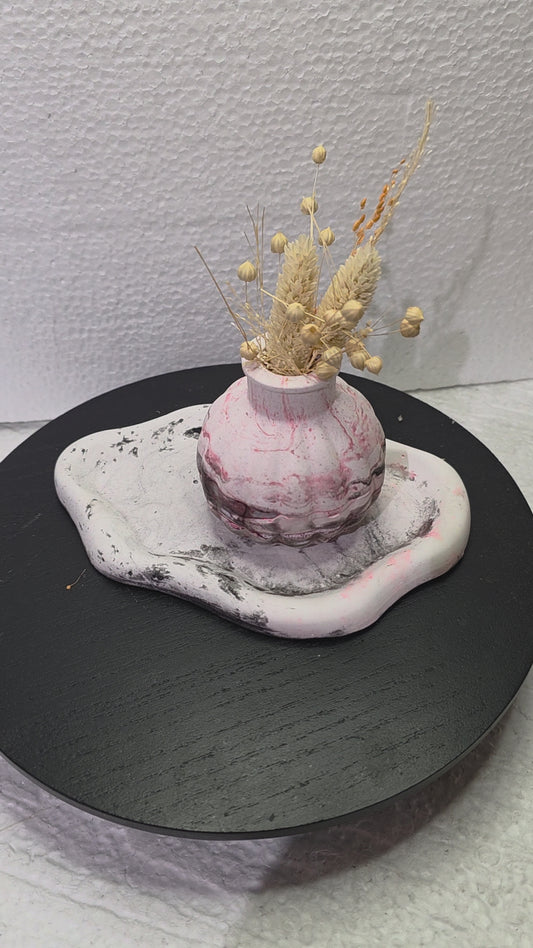Vase décoratif fait main en aquarésine – Pièce artisanale ✨