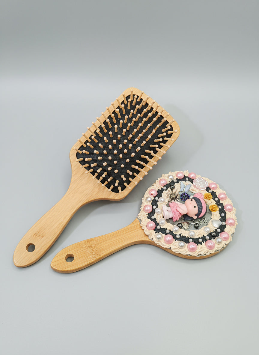 Brosse à cheveux & Miroir en bambou – Décoration chantilly gourmande ✨