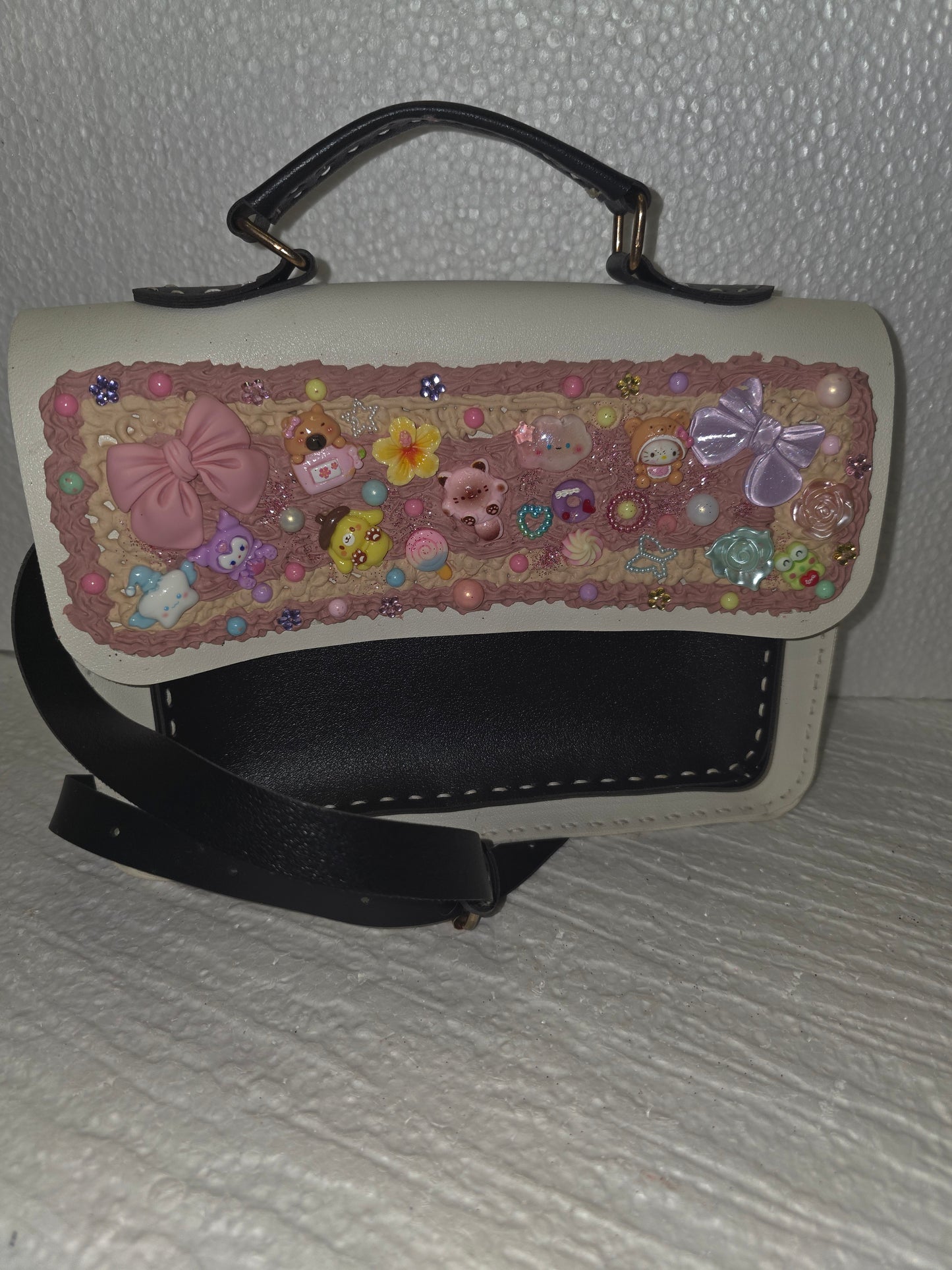 🎀✨ Sac Bandoulière Customisé – Pièce Unique & Girly