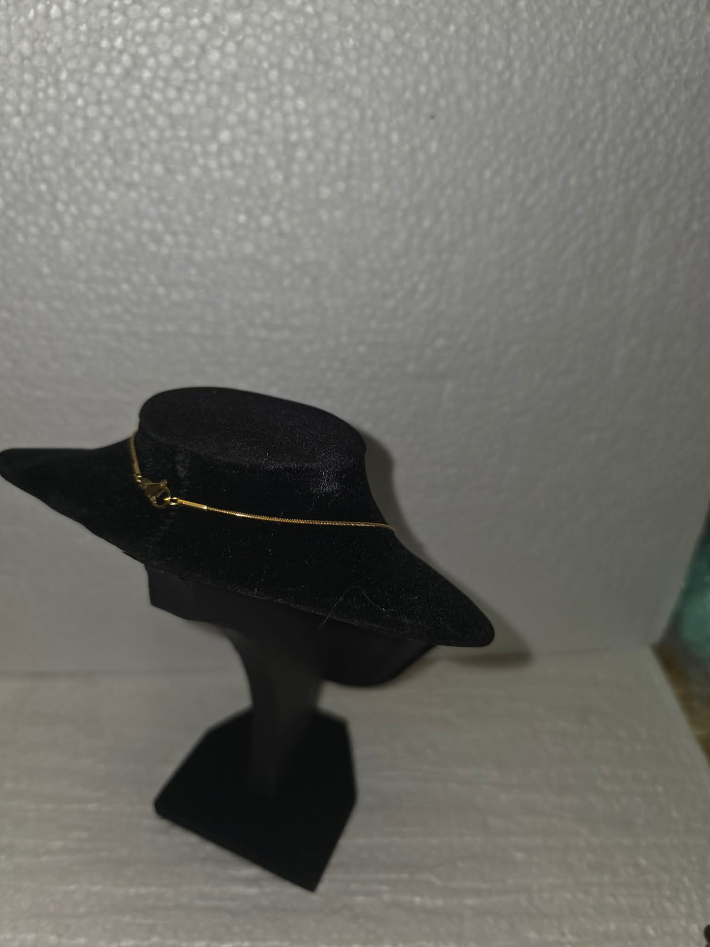 ✨ Collier en Chaîne Serpent Dorée & Perles – Création Artisanale ✨