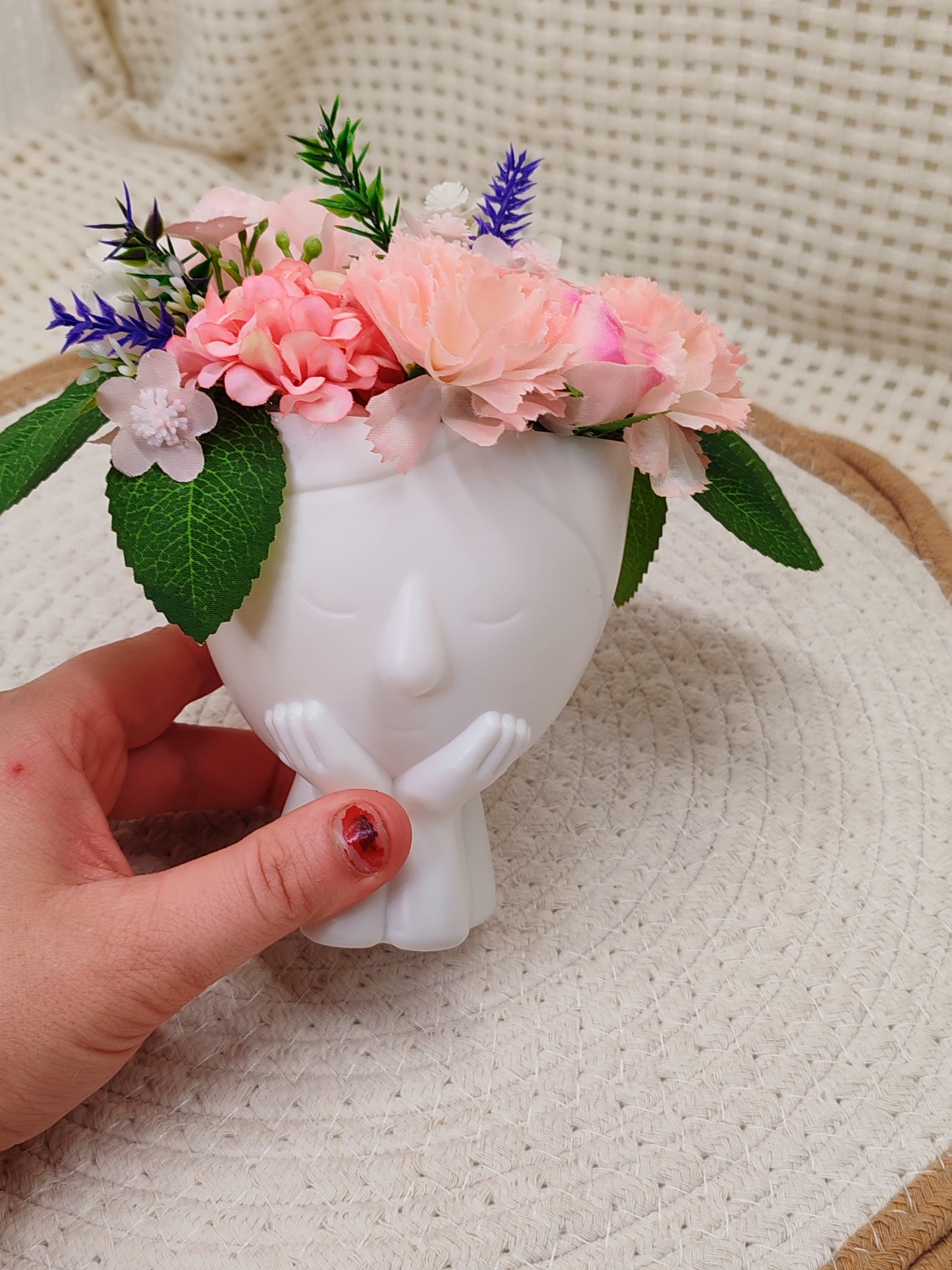 🌸✨ Décoration florale artisanale – Élégance en pot original ✨🌸