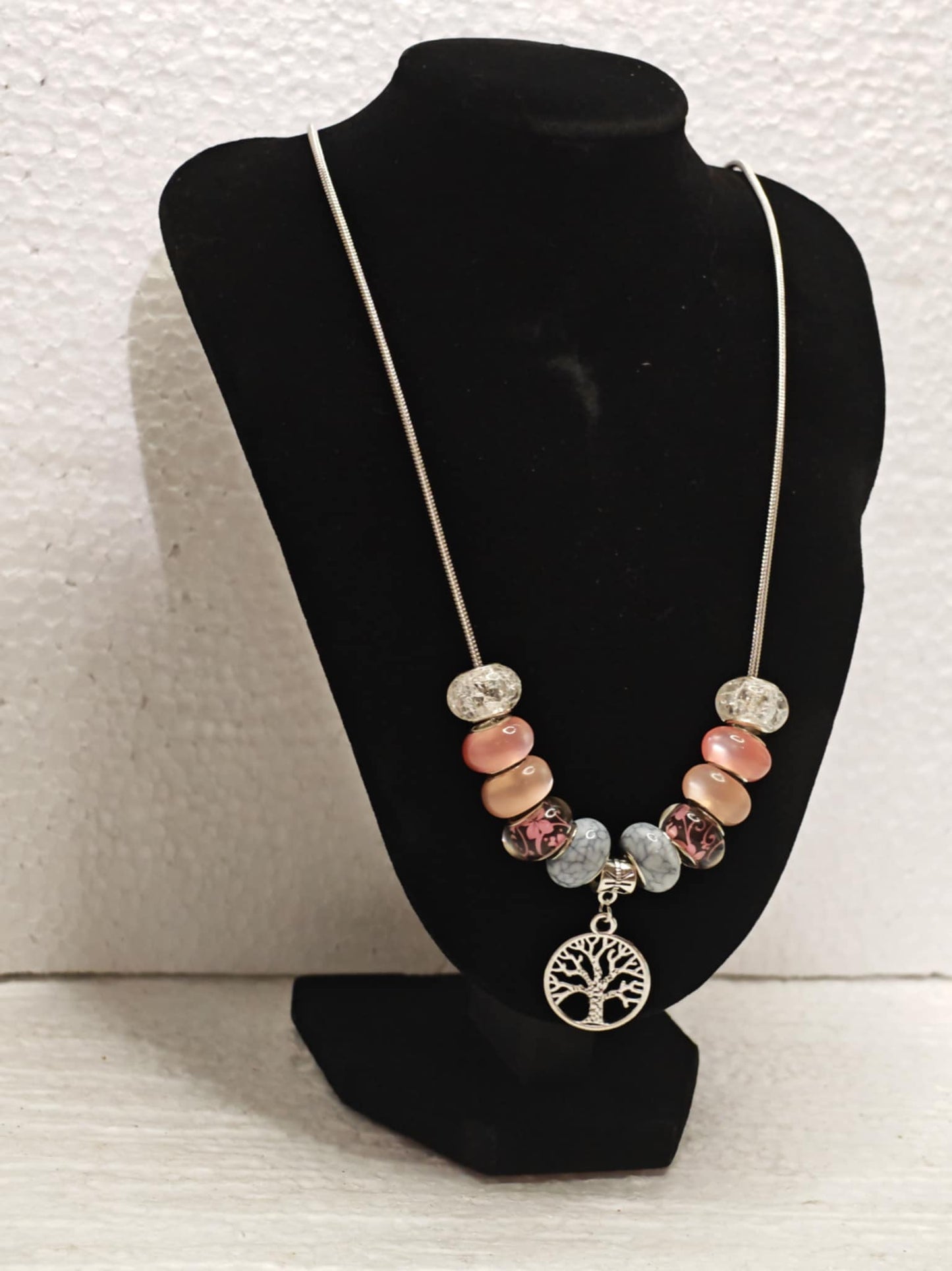 Collier d’exception Arbre de Vie – Perles raffinées & chaîne argentée