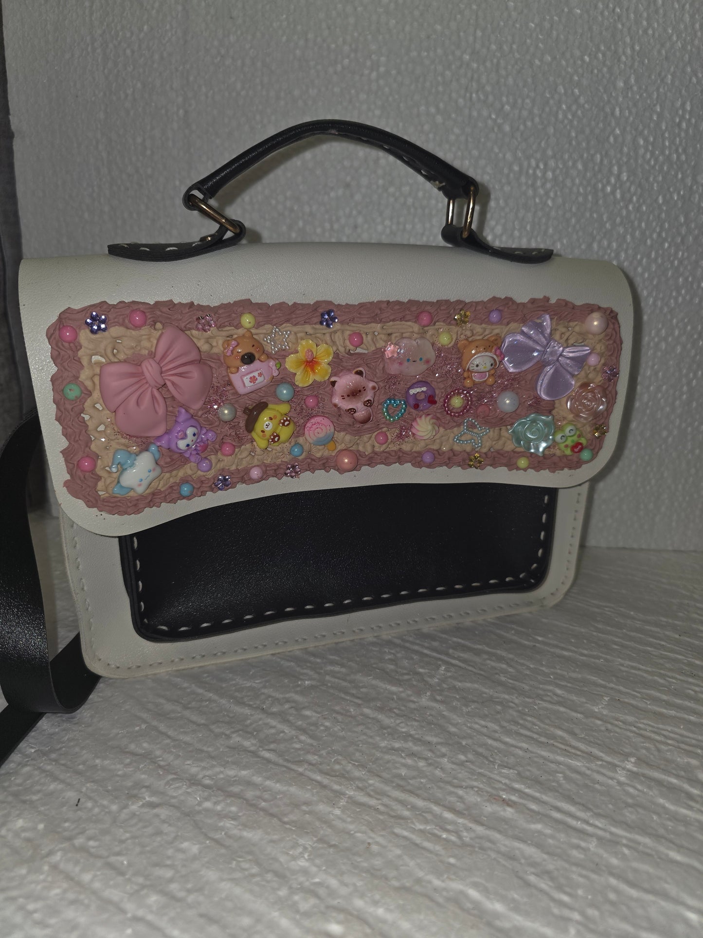 🎀✨ Sac Bandoulière Customisé – Pièce Unique & Girly