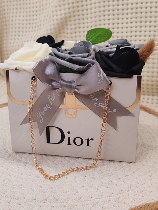 🌸 Box Florale “Sac à Main” – Création Artisanale Unique 🌸